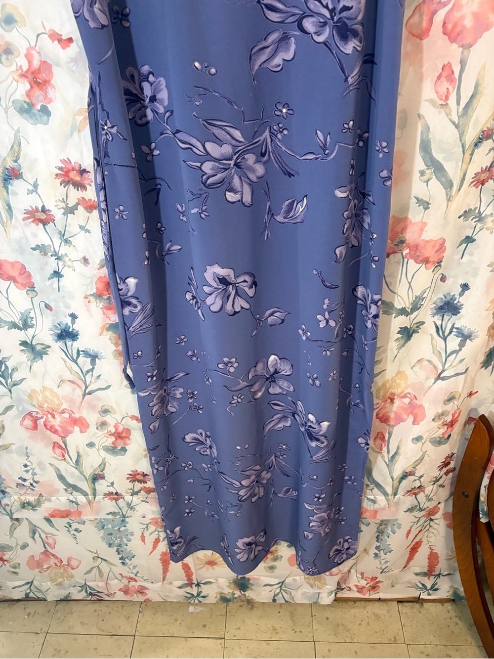 Vintage Sleeveless Floral Maxi Dress in Periwinkle Blue - Picture 4 of 11